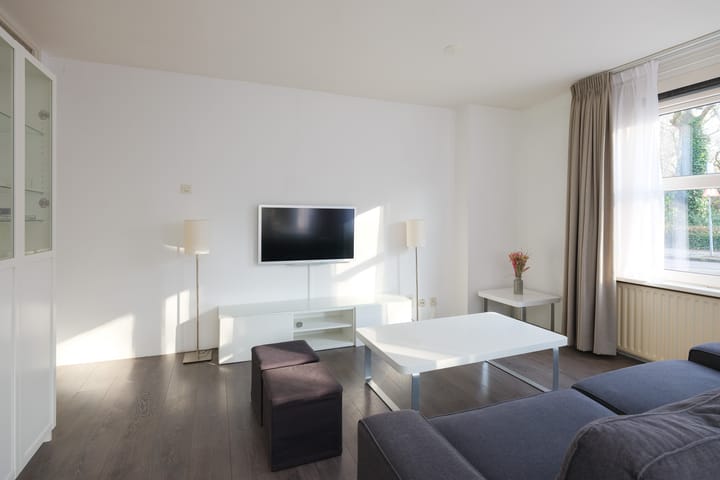 Foto 10 van Azaleastraat 2