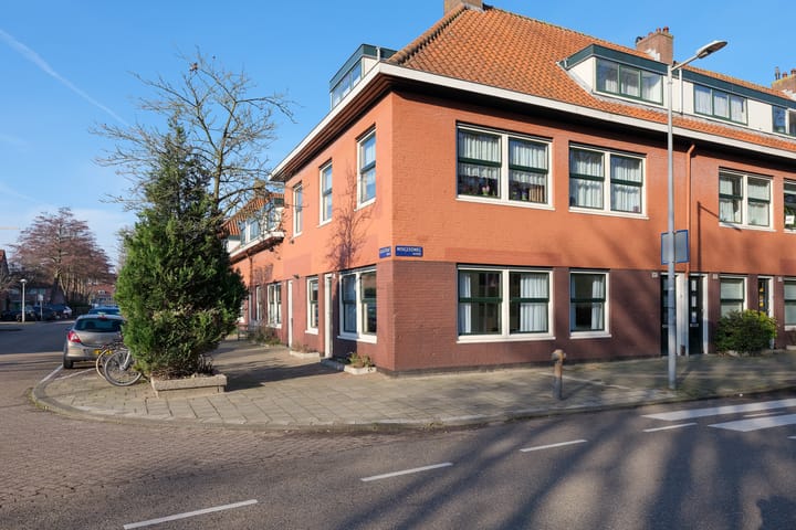 Foto 17 van Azaleastraat 2