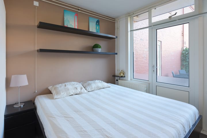 Foto 13 van Azaleastraat 2