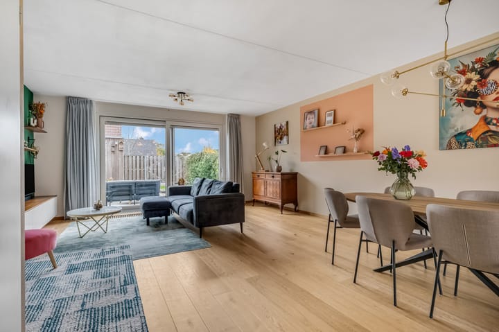 Photo 2 of Brederostraat 73