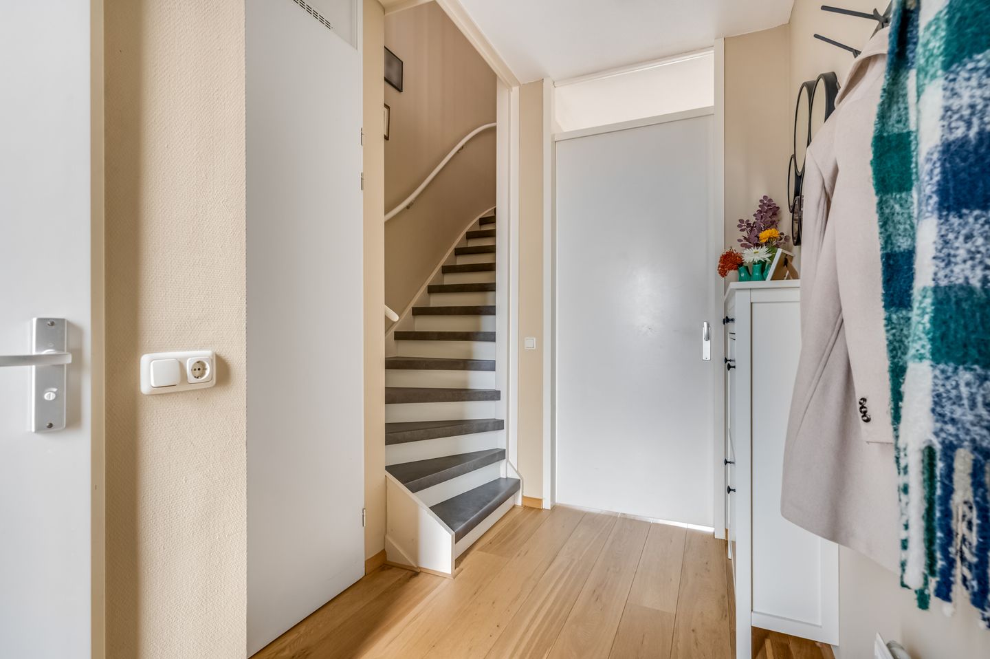 Foto 14 van Brederostraat 73