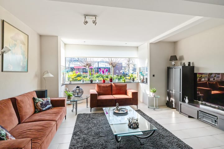 Foto 10 van Nobellaan 106