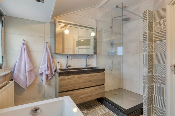 Foto 25 van Stationsweg Oost 191