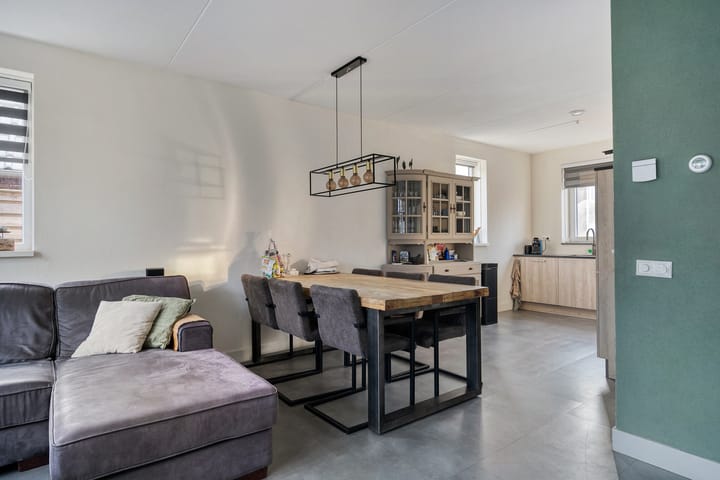 Foto 9 van Ennikstraat 1