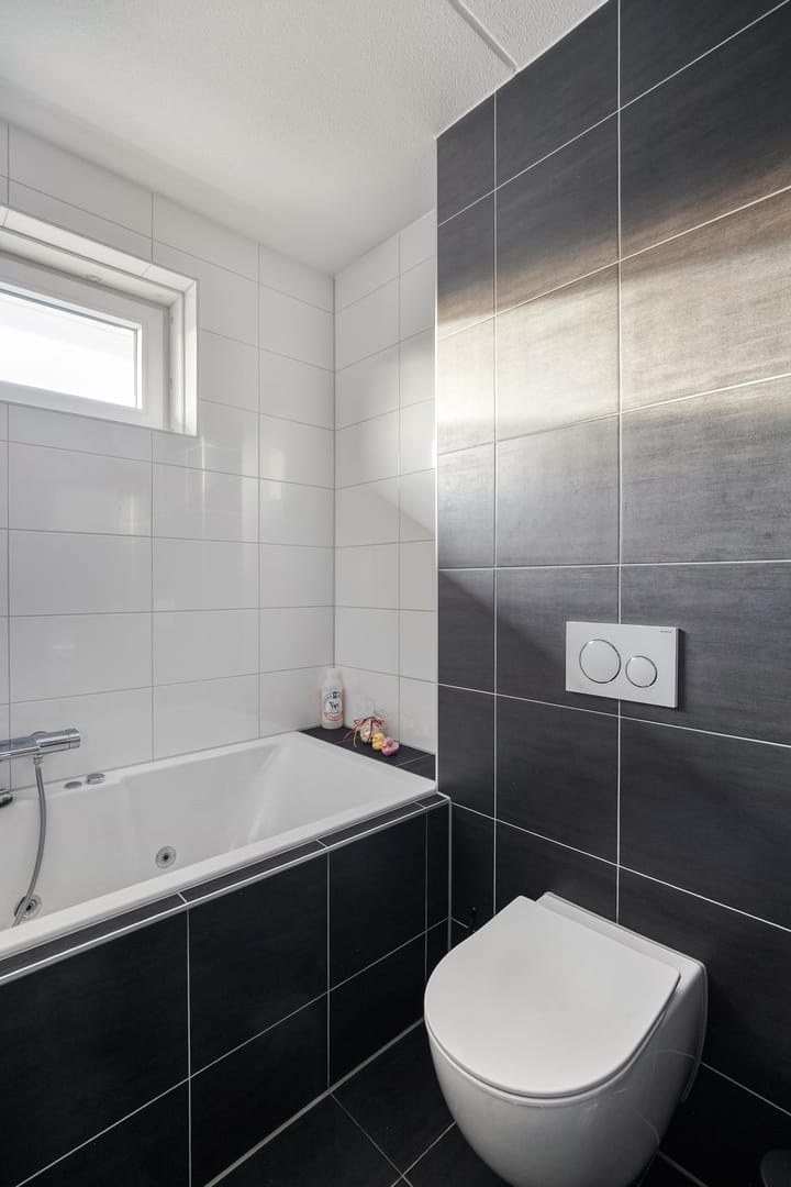 Foto 21 van Ennikstraat 1