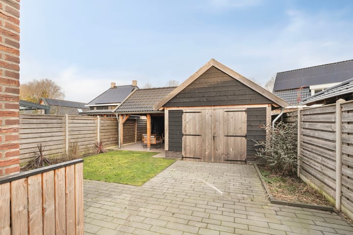 Foto 3 van Ennikstraat 1