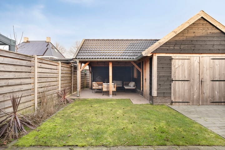 Foto 31 van Ennikstraat 1