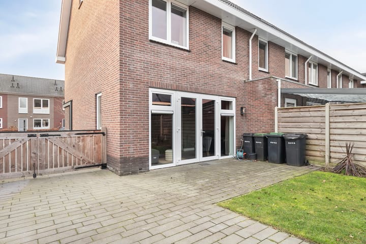 Foto 34 van Ennikstraat 1