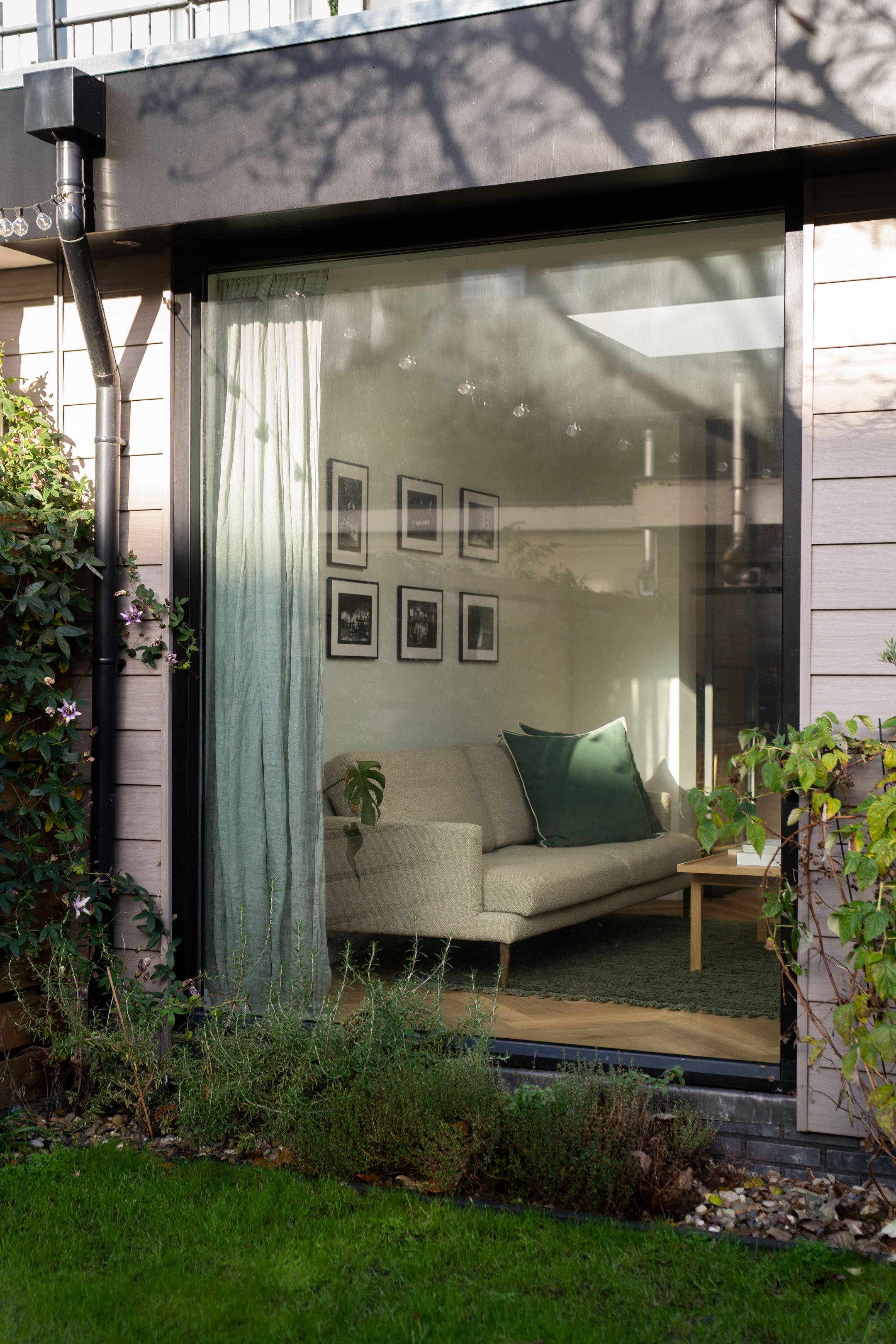 Foto 33 van Bennebroekstraat 33-H