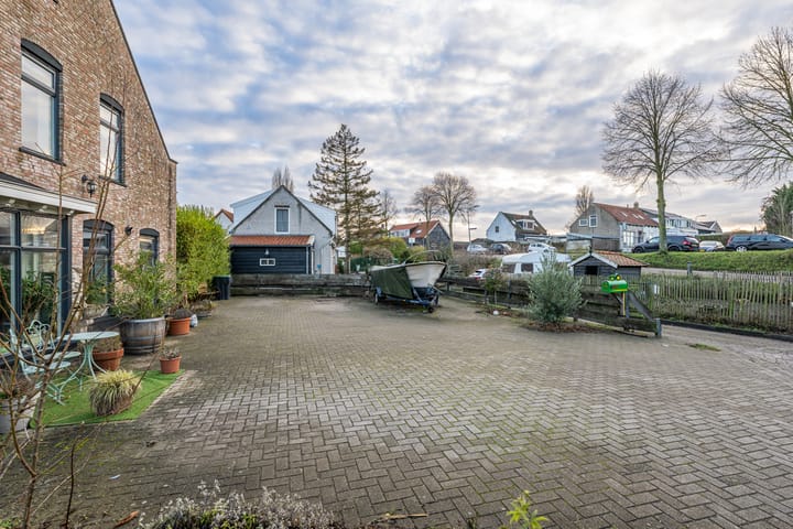 Photo 67 of Onwaardsedijk 12