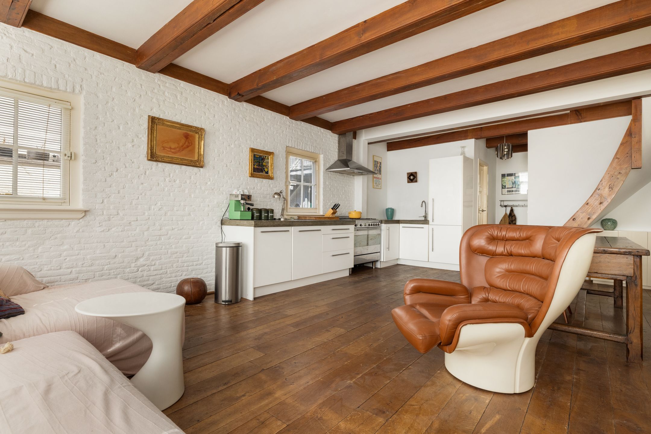 Foto 6 van Bloemstraat 27-2A