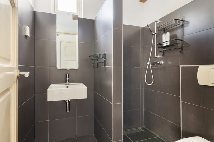 Foto 16 van Bloemstraat 27-2A