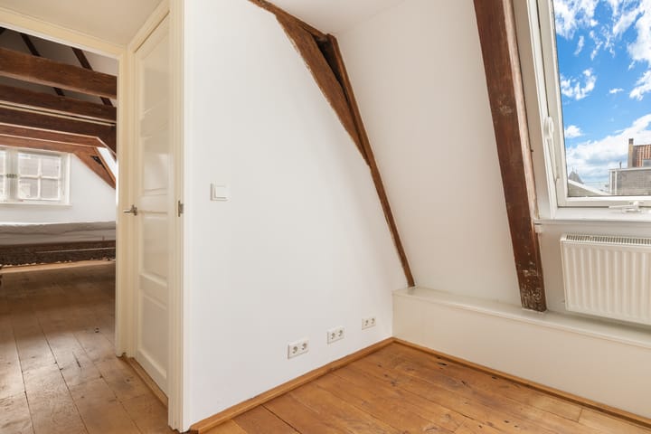 Foto 23 van Bloemstraat 27-2A