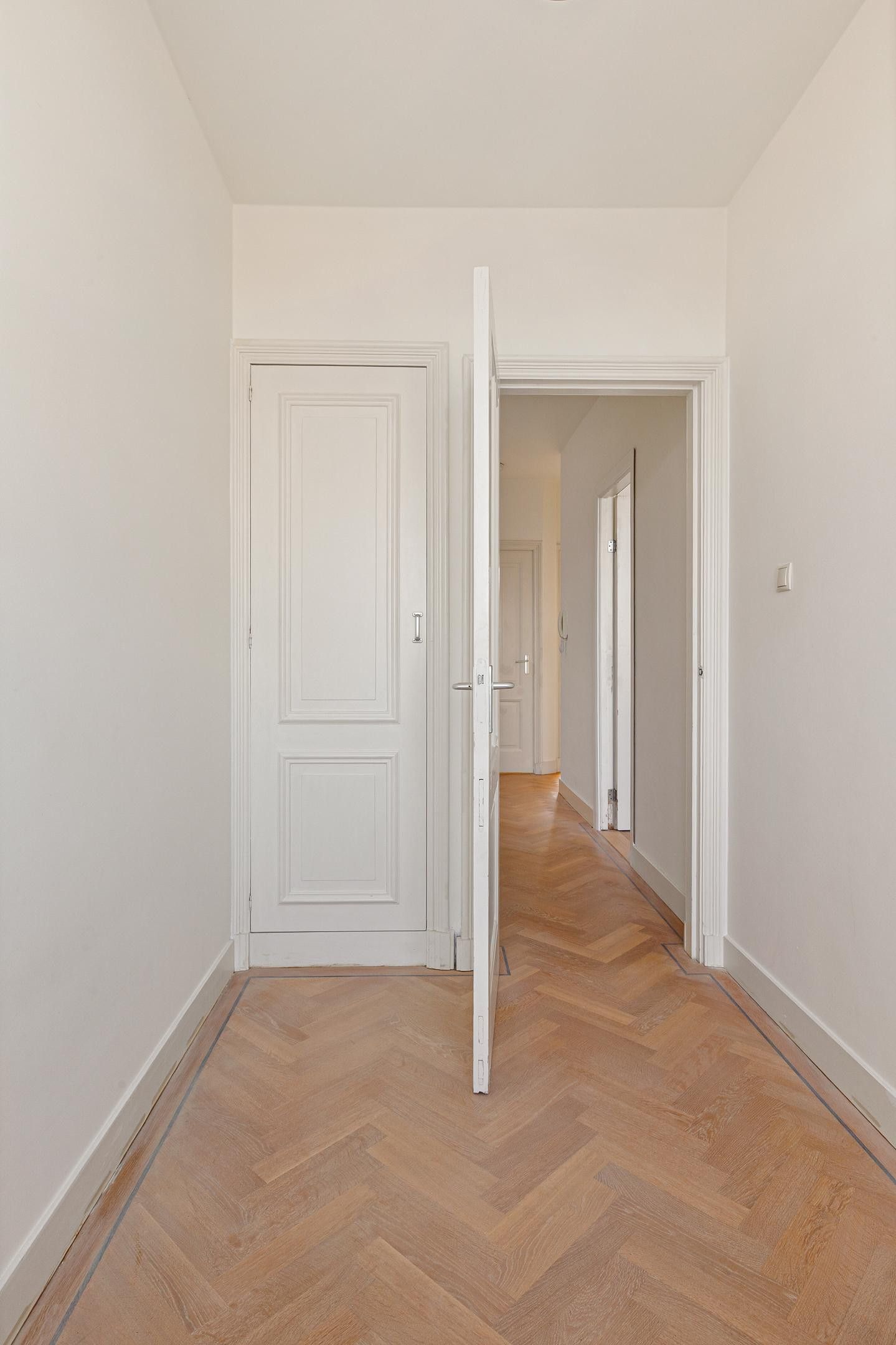 Foto 45 van Aert van der Goesstraat 28-A