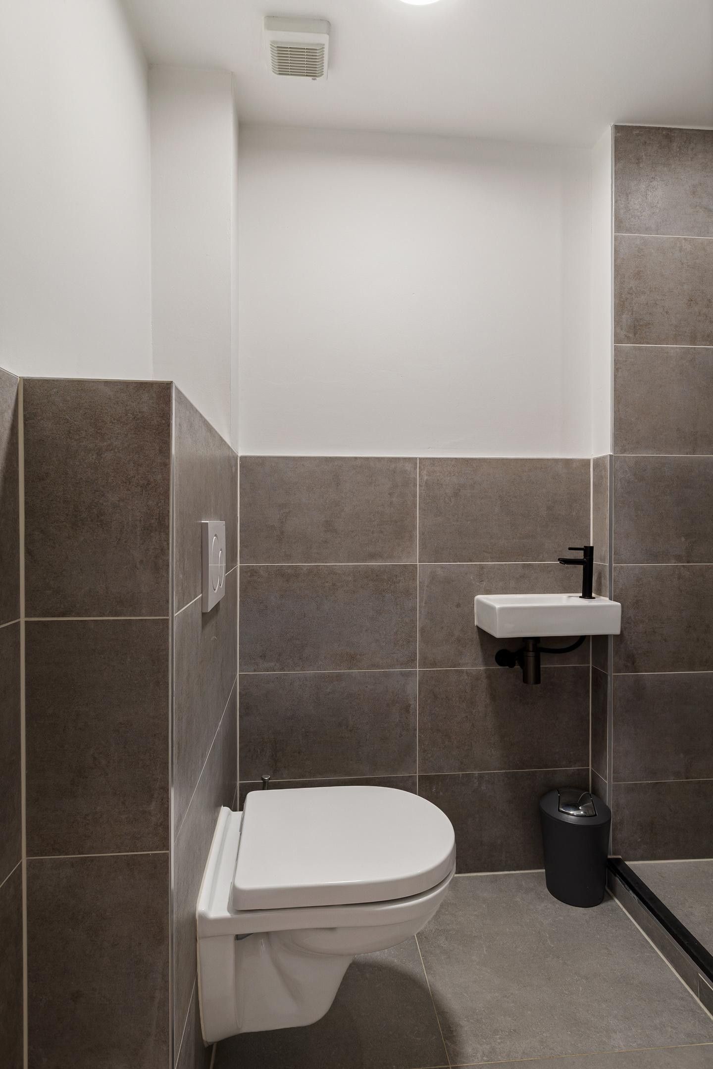 Foto 42 van Aert van der Goesstraat 28-A