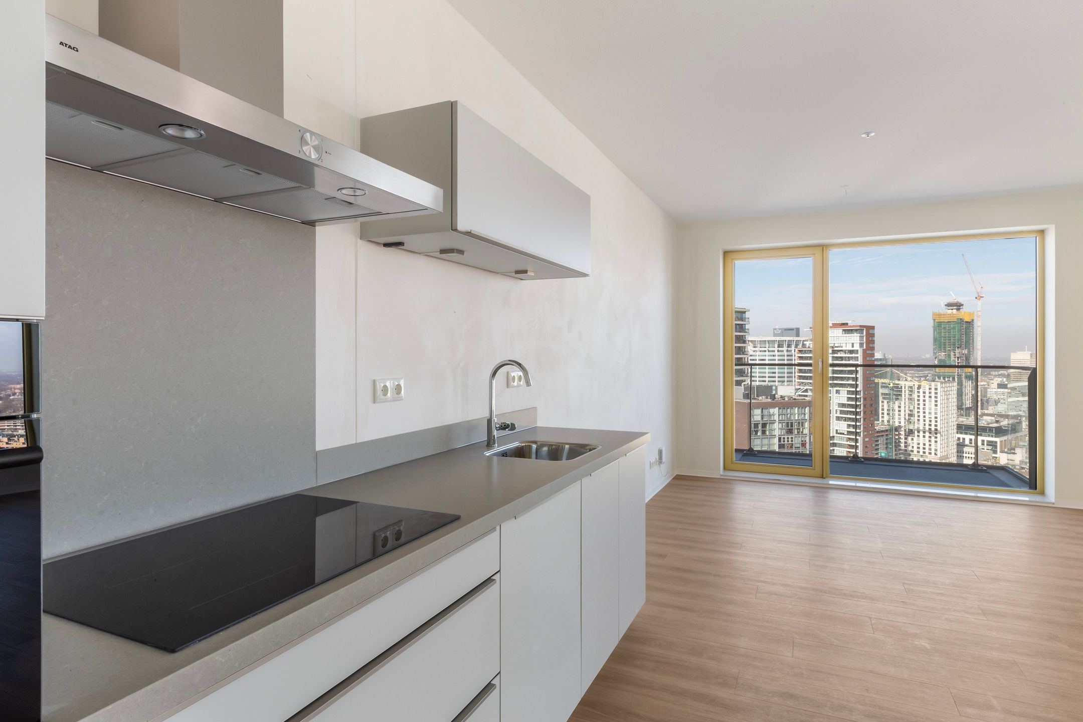 Photo 6 of Hertekade 276