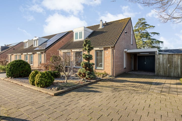 Photo 37 of Asterstraat 33