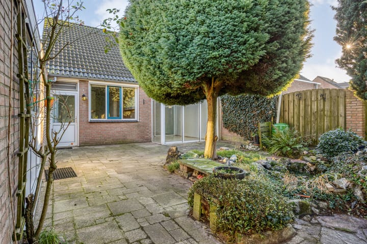 Photo 9 of Asterstraat 33