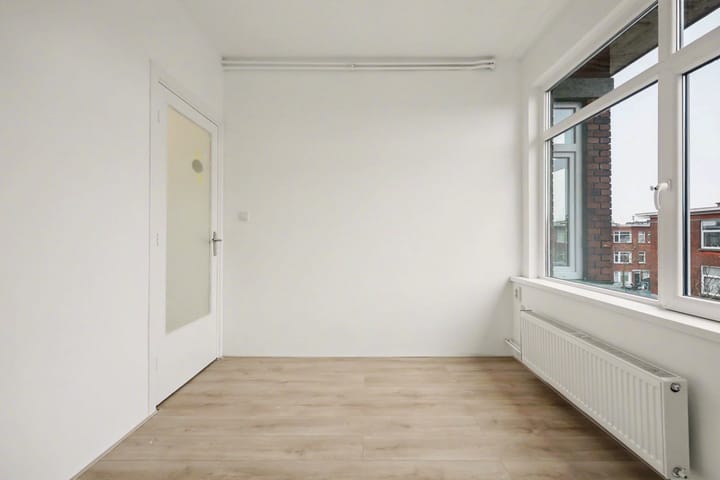 Foto 18 van Velpsestraat 81