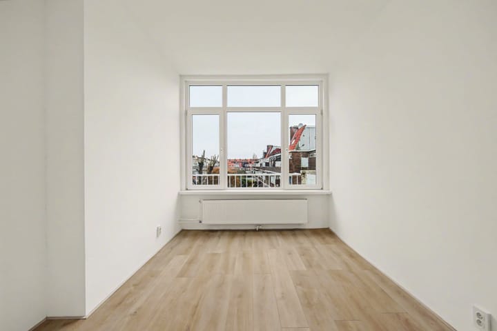 Foto 20 van Velpsestraat 81