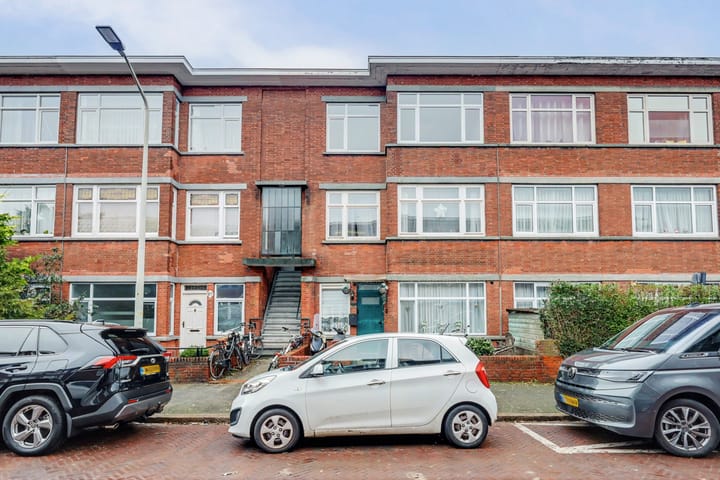 Photo 5 of Velpsestraat 81