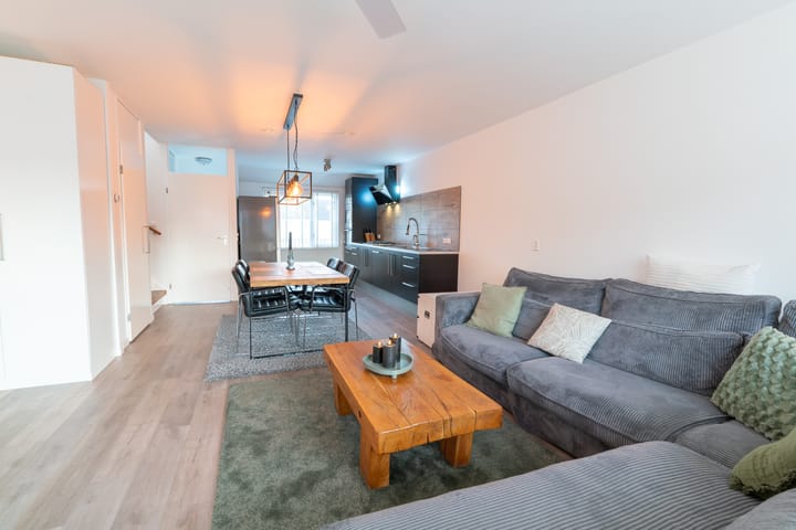 Photo 19 of Akker 96