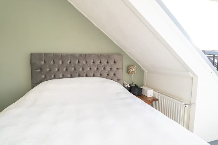 Photo 33 of Akker 96