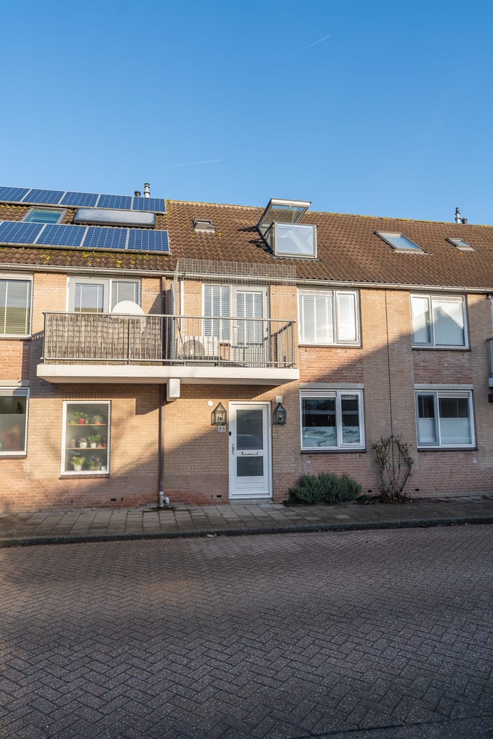 Photo 48 of Akker 96