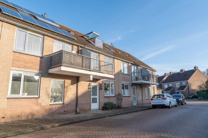 Photo 49 of Akker 96