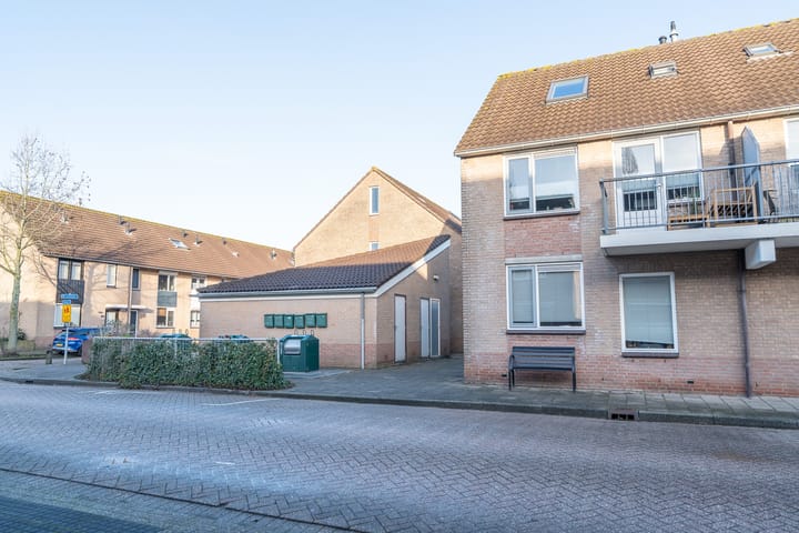 Photo 50 of Akker 96