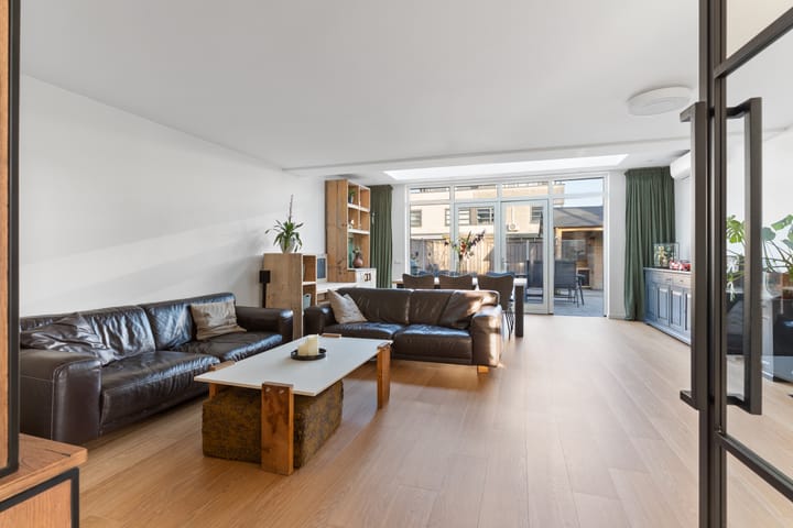 Photo 13 of Hulkstraat 11