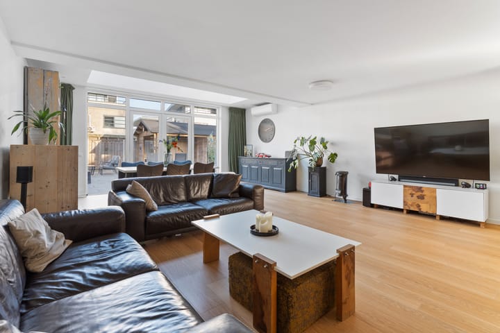 Photo 22 of Hulkstraat 11