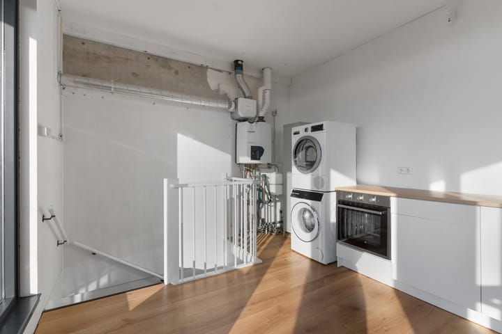 Photo 47 of Hulkstraat 11