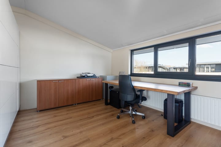 Photo 54 of Hulkstraat 11