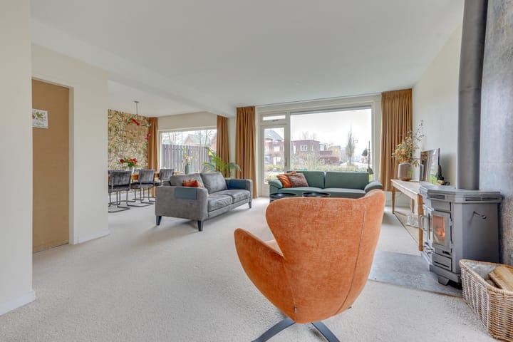 Foto 2 van Bachplein 14