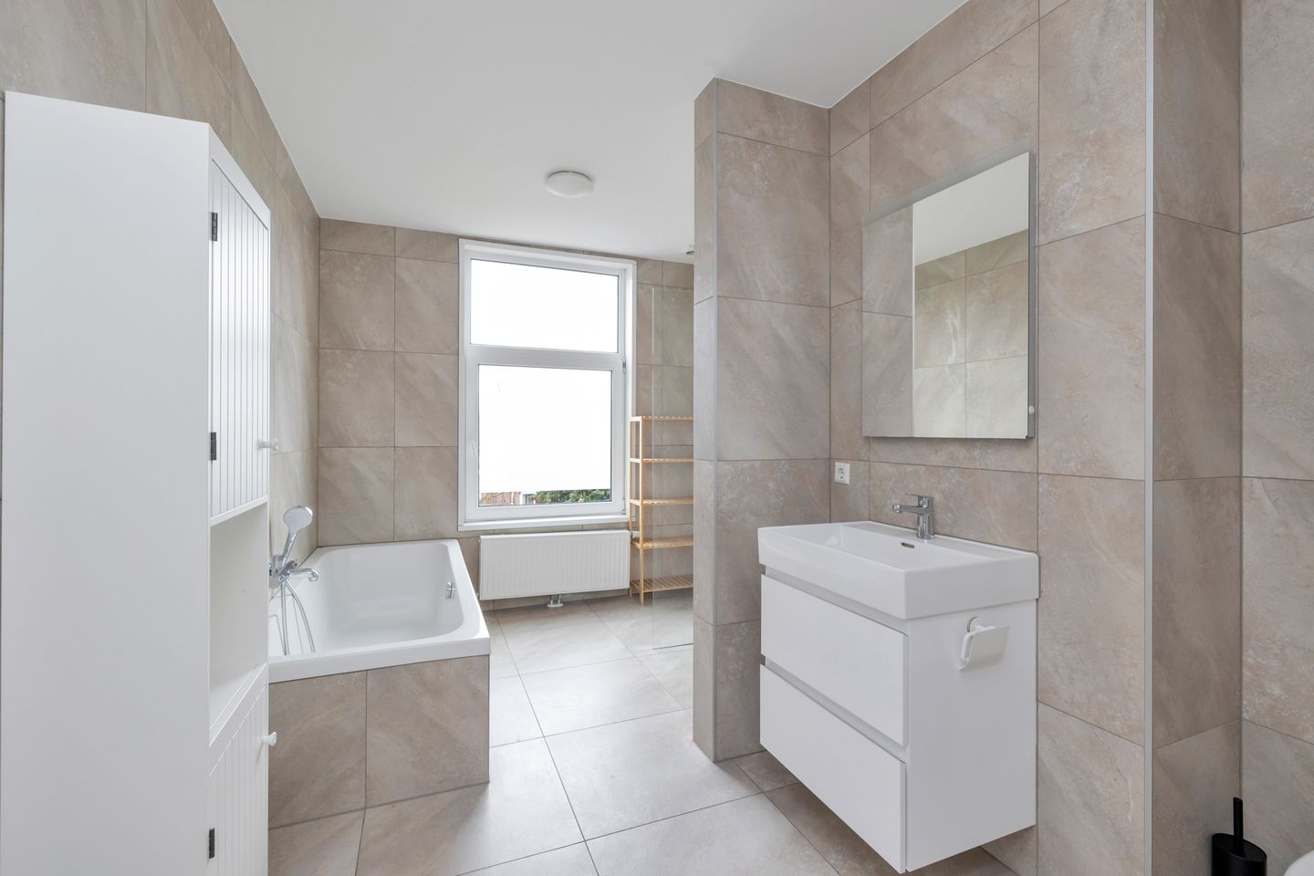 Photo 14 of Badhuisstraat 34-A