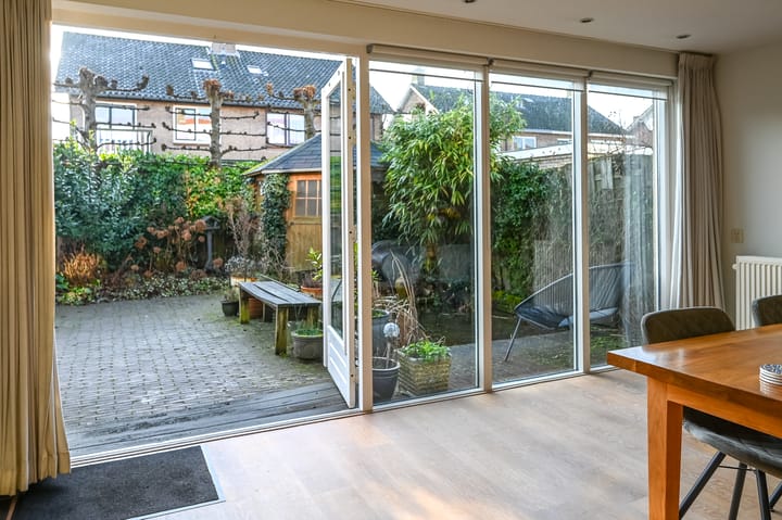 Photo 40 of Roos en Beeklaan 22