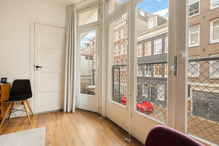 Foto 10 van Fokke Simonszstraat 27-1