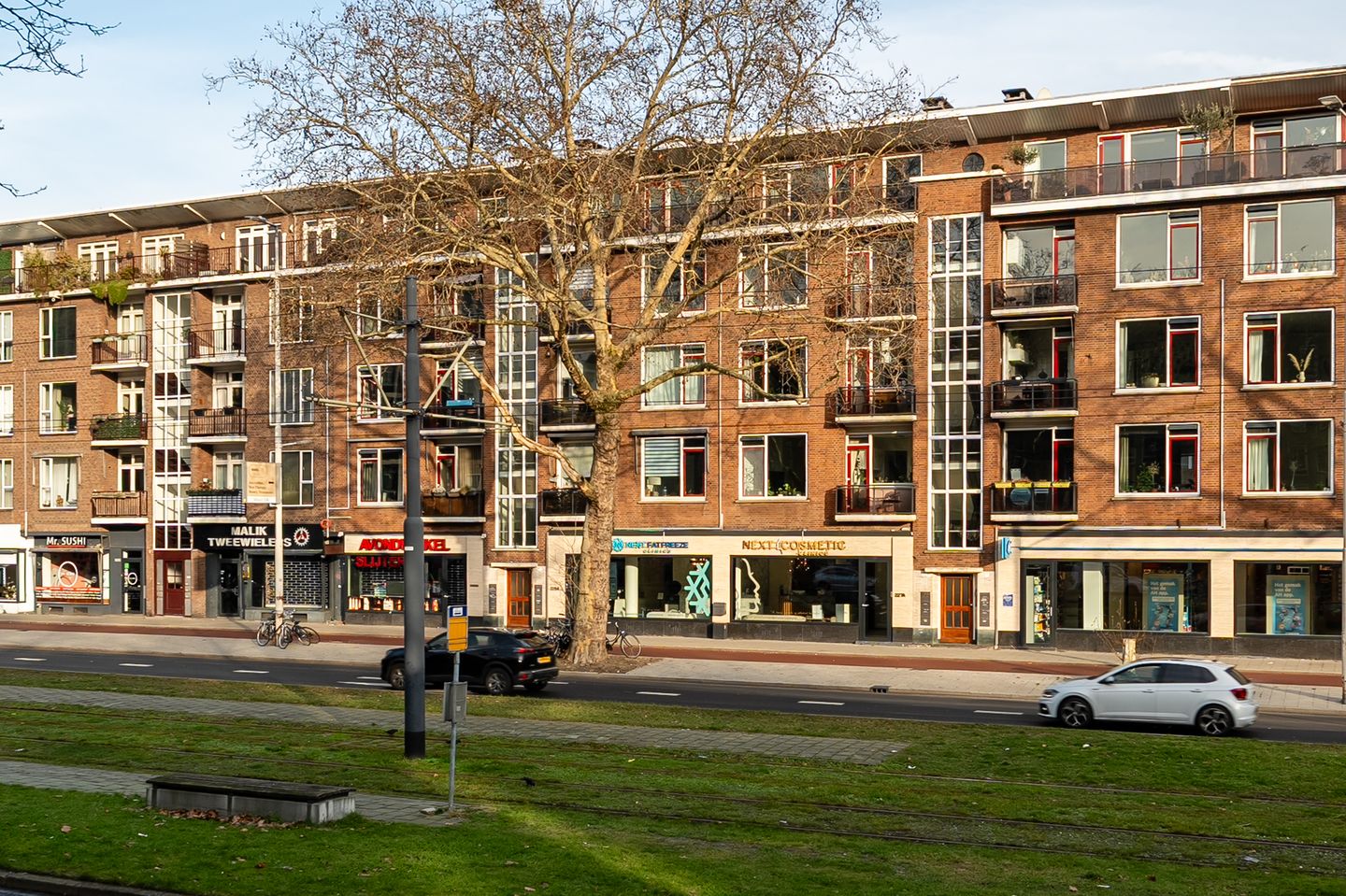 View photo 3 of Goudsesingel 227-229