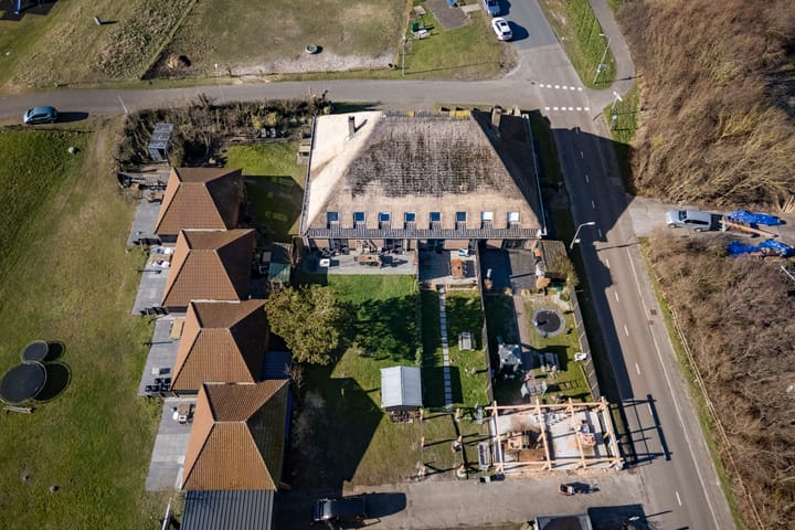 Foto 4 van Helmweg 1