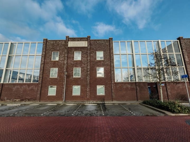 Photo 1 of Anne Frankhove 36