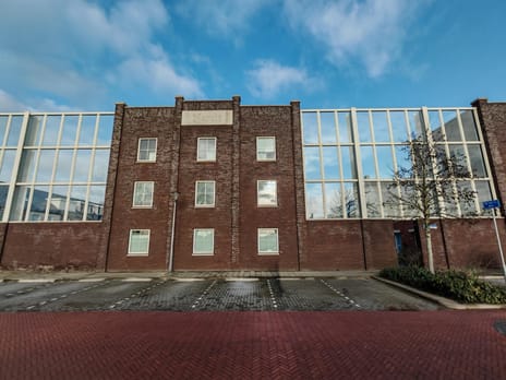 Anne Frankhove thumbnail