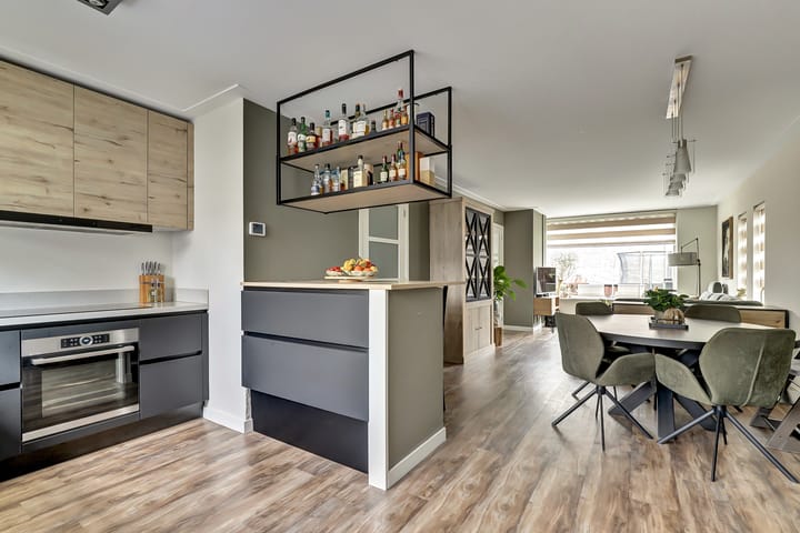 Foto 17 van Regulus 25