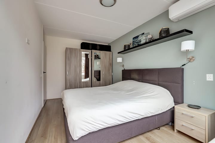 Foto 28 van Regulus 25