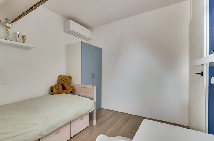 Foto 30 van Regulus 25