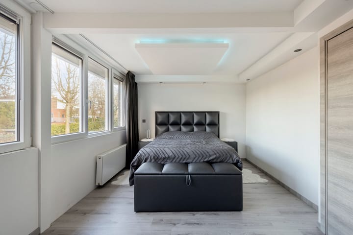 Foto 19 van Rodenbachlaan 2