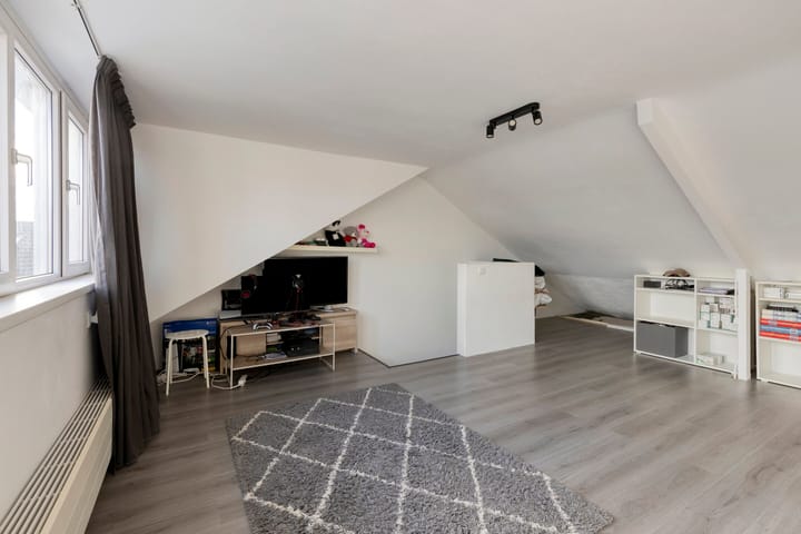 Foto 25 van Rodenbachlaan 2