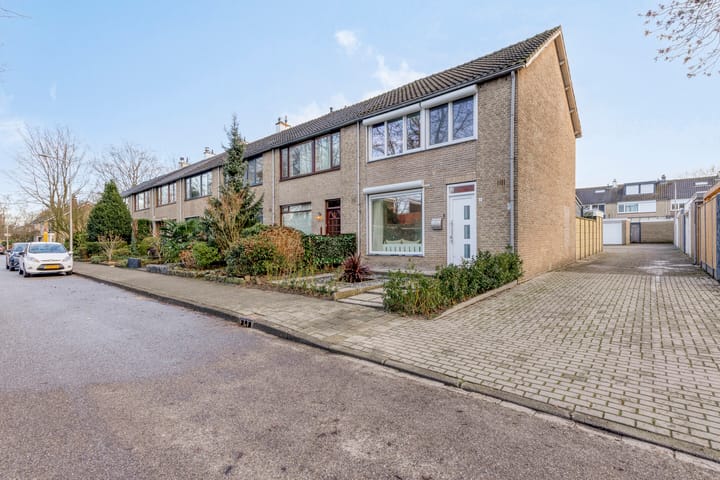 Foto 42 van Rodenbachlaan 2