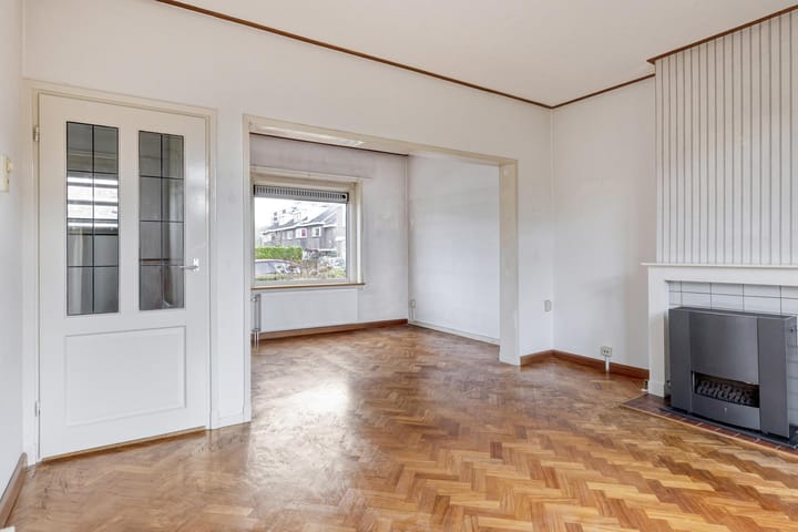 Photo 31 of Adrianalaan 226