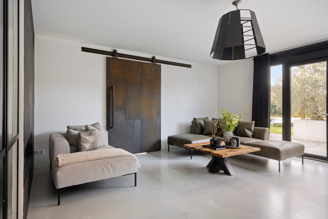 Photo 7 of Zebrakever 30